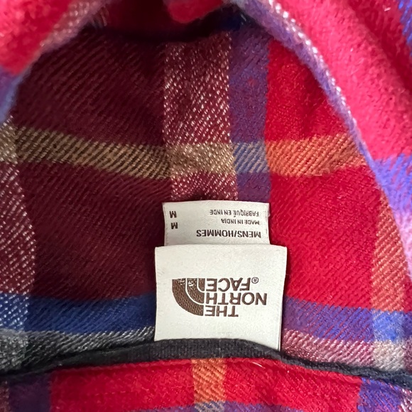 The north face Heavy weight Arroyo Flannel Mens Medium Used like New condition. - Picture 6 of 6